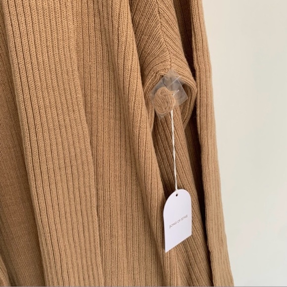 Song of Style “Pawnie” Cardigan in Camel - Picture 6 of 8